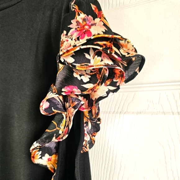 NWT CeCe Floral Print Double Ruffle Mixed Media Top XL. Deep Black - Picture 6 of 8